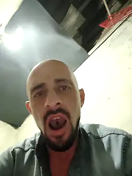 fire menxxx001 online show from 04/19/26, 09:06