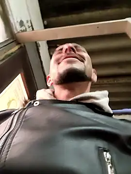 fire menxxx001 online show from 01/09/26, 11:06