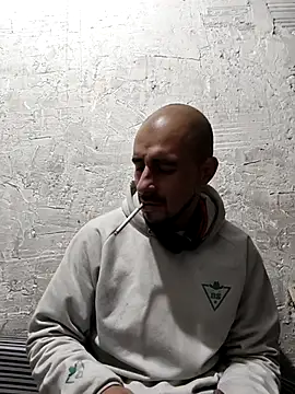 fire menxxx001 online show from 02/12/26, 06:57