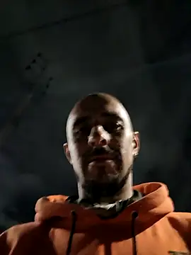 fire menxxx001 online show from 02/18/26, 07:49