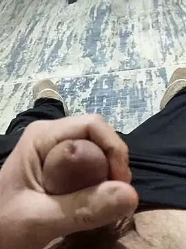 ssikerek23 online show from 04/03/26, 01:34