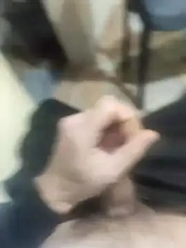 ssikerek23 online show from 11/19/25, 02:33