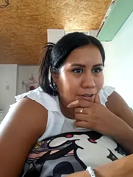 Snapshot of KasiaVenus_ chatting on 02/16/25, 09:38 KasiaVenus online show from 02/16/25, 09:38