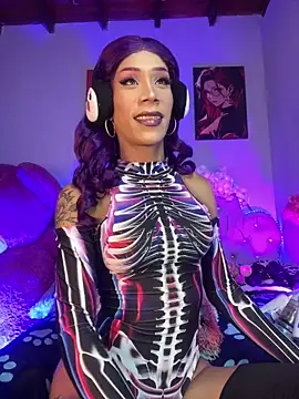 Alexa Chanell Oficial online show from 10/07/25, 01:28