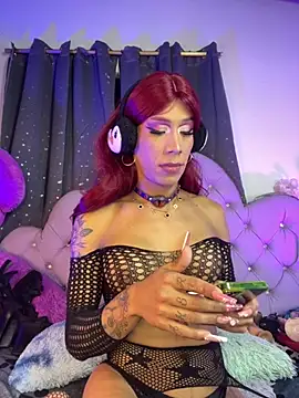 Alexa Chanell Oficial online show from 11/15/25, 10:25