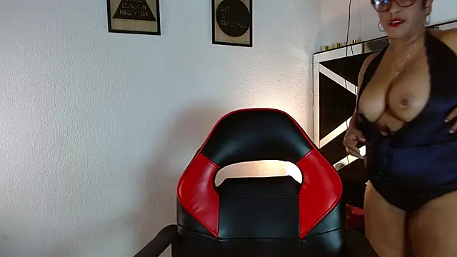 elizabeth mature23 online show from 10/25/25, 05:13