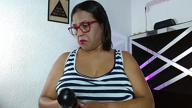 elizabeth mature23 online show from 03/07/26, 12:43