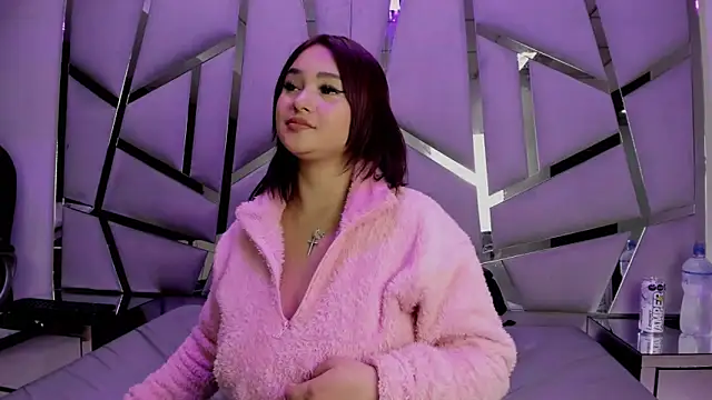 Catherinee69 x online show from 04/10/26, 04:08