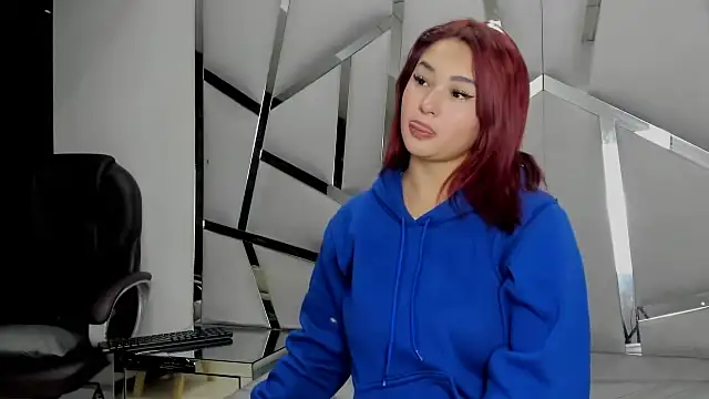 Catherinee69 x online show from 04/01/26, 02:57