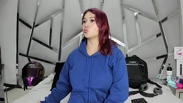 Catherinee69 x online show from 03/07/26, 03:35