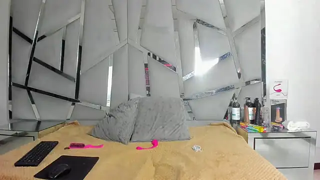 Catherinee69 x online show from 09/09/25, 03:05