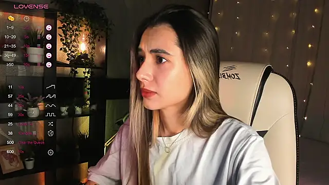 DarlaLike online show from 11/15/25, 03:43