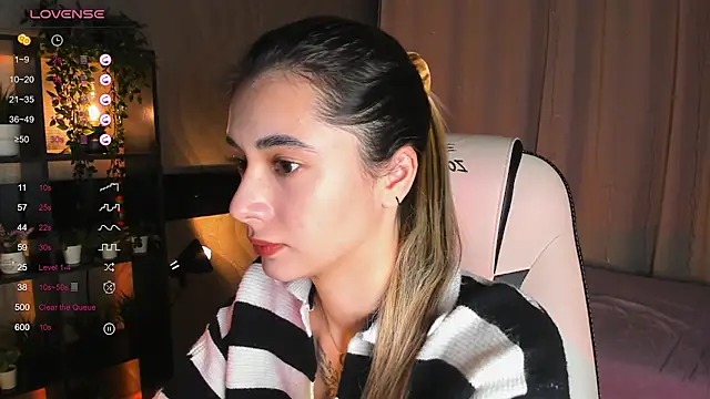 DarlaLike online show from 12/04/25, 03:38