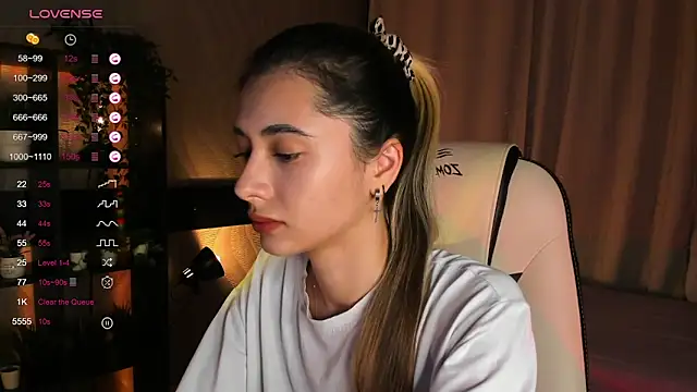 DarlaLike online show from 11/04/25, 03:43