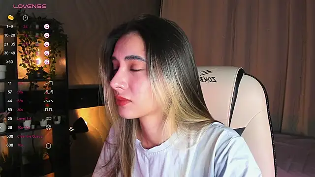 DarlaLike online show from 12/05/25, 03:49