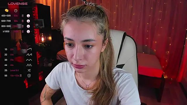 DarlaLike online show from 02/28/25, 04:21