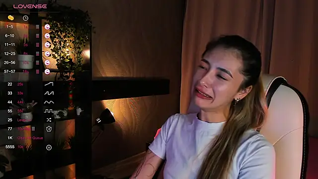 DarlaLike online show from 09/25/25, 04:07