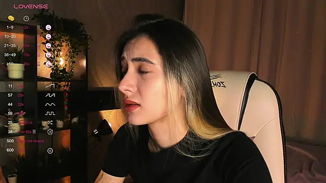 DarlaLike online show from 11/12/25, 03:43