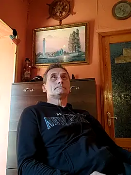 Snapshot of Viause_Kentauelle chatting on 05/05/26, 05:54 Viause Kentauelle online show from 05/05/26, 05:54