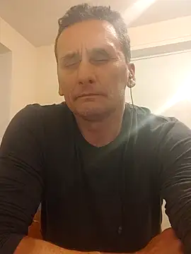 Viause Kentauelle online show from 02/25/25, 06:44