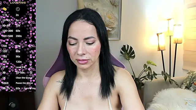 veronika naughty online show from 03/27/26, 03:46