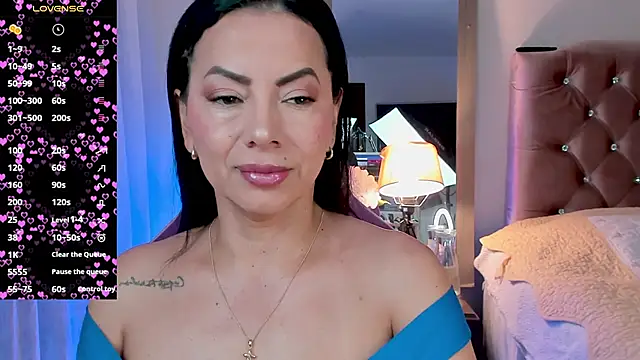 veronika naughty online show from 10/16/25, 02:25