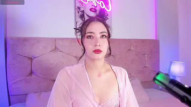 lunar leen online show from 03/18/25, 06:28