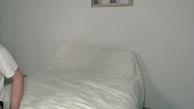 Snapshot of zeskainka chatting on 02/04/25, 07:33 zeskainka online show from 02/04/25, 07:33