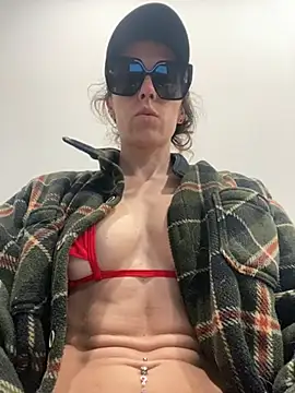 Snapshot of mrs__unknown chatting on 02/16/26, 10:07 mrs unknown online show from 02/16/26, 10:07