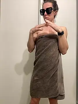 mrs  unknown online show from 03/31/26, 01:07