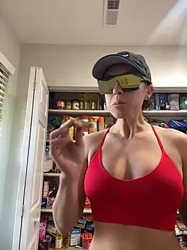 Snapshot of mrs__unknown chatting on 10/22/25, 02:49 mrs unknown online show from 10/22/25, 02:49