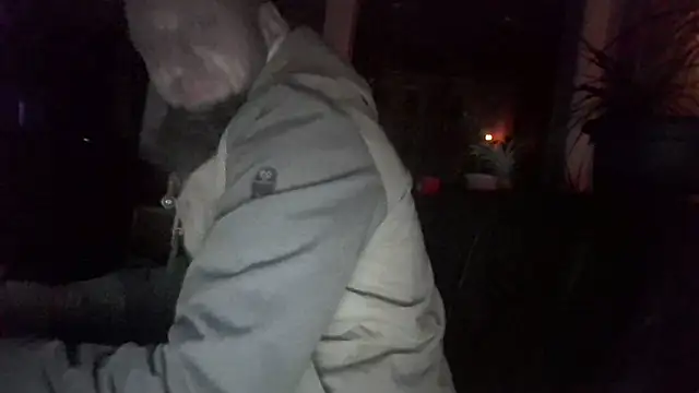 donhulio482 online show from 10/28/25, 12:11