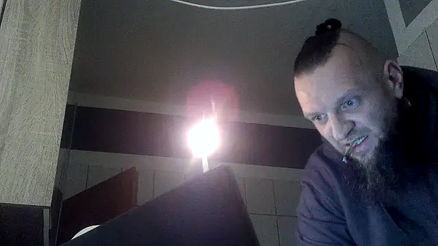 donhulio482 online show from 12/04/25, 07:02