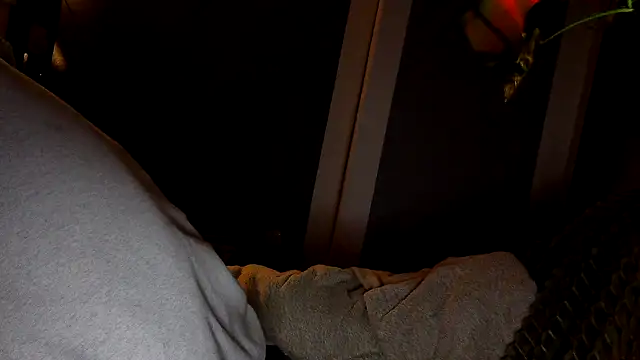 donhulio482 online show from 02/18/25, 02:16