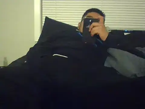 trans-leather online show from 02/20/25, 03:23