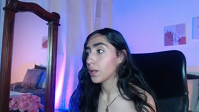 madisex s online show from 10/31/25, 12:57