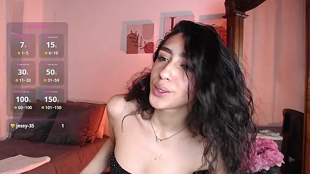 Snapshot of madisex_s chatting on 03/17/25, 12:25 madisex s online show from 03/17/25, 12:25
