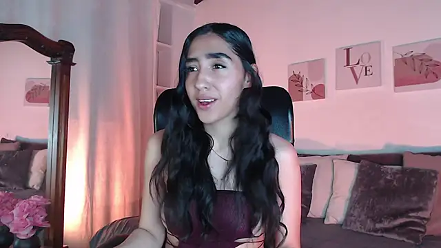 madisex s online show from 11/28/25, 12:27