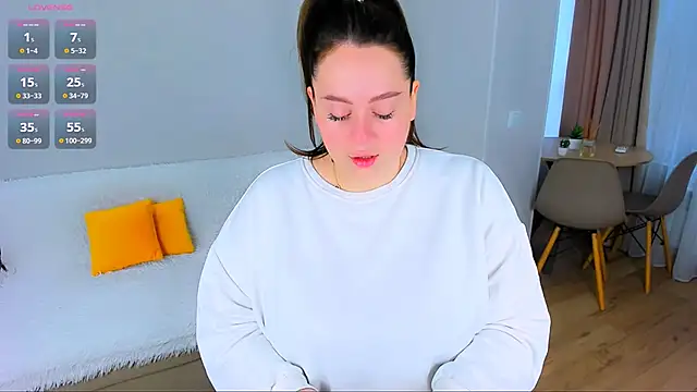 Feral  berry   online show from 11/17/25, 07:56