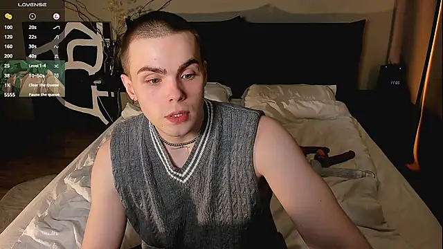 Snapshot of simonwnl chatting on 02/10/26, 05:12 simonwnl online show from 02/10/26, 05:12