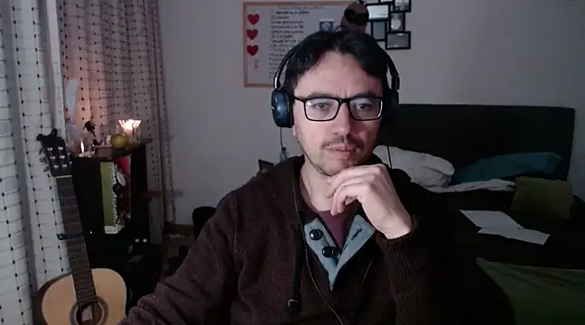 Diptongo online show from 03/16/25, 12:34