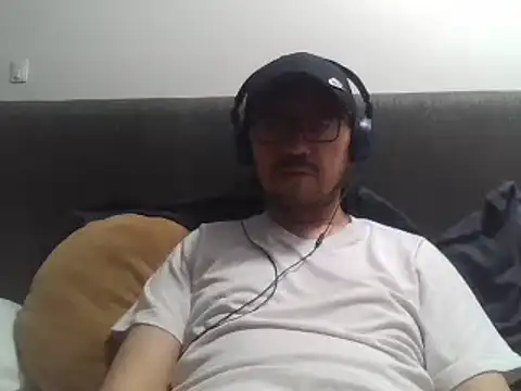 Diptongo online show from 03/21/25, 03:44