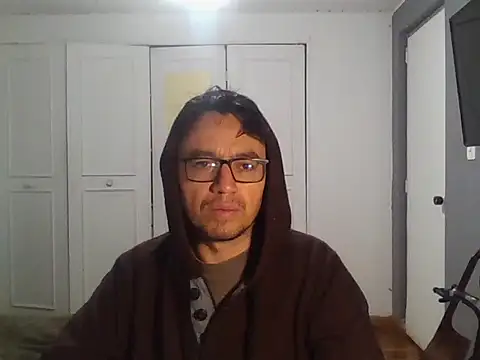 Diptongo online show from 11/23/25, 04:22