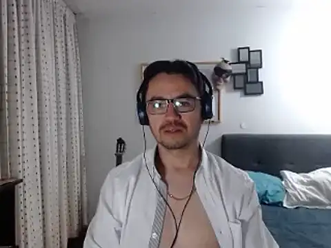 Diptongo online show from 03/23/25, 12:04