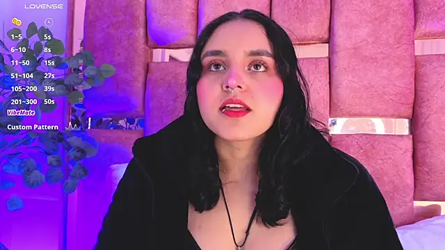 Snapshot of _Ambar-devon_ chatting on 11/24/25, 07:03 Ambar-devon online show from 11/24/25, 07:03