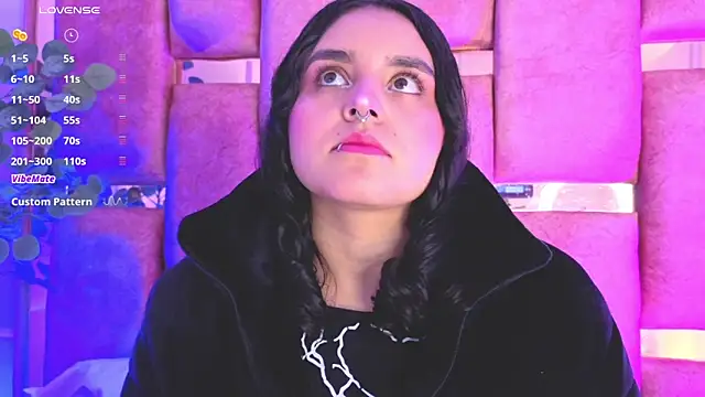 Snapshot of _Ambar-devon_ chatting on 11/13/25, 06:34 Ambar-devon online show from 11/13/25, 06:34