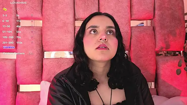 Snapshot of _Ambar-devon_ chatting on 11/12/25, 07:18 Ambar-devon online show from 11/12/25, 07:18