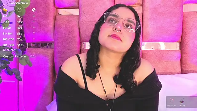 Snapshot of _Ambar-devon_ chatting on 11/17/25, 12:58 Ambar-devon online show from 11/17/25, 12:58