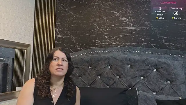 charlotte  G online show from 04/19/26, 10:49