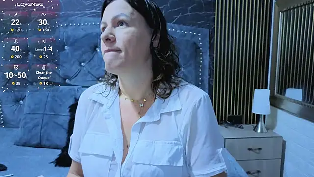 charlotte  G online show from 11/28/25, 09:53